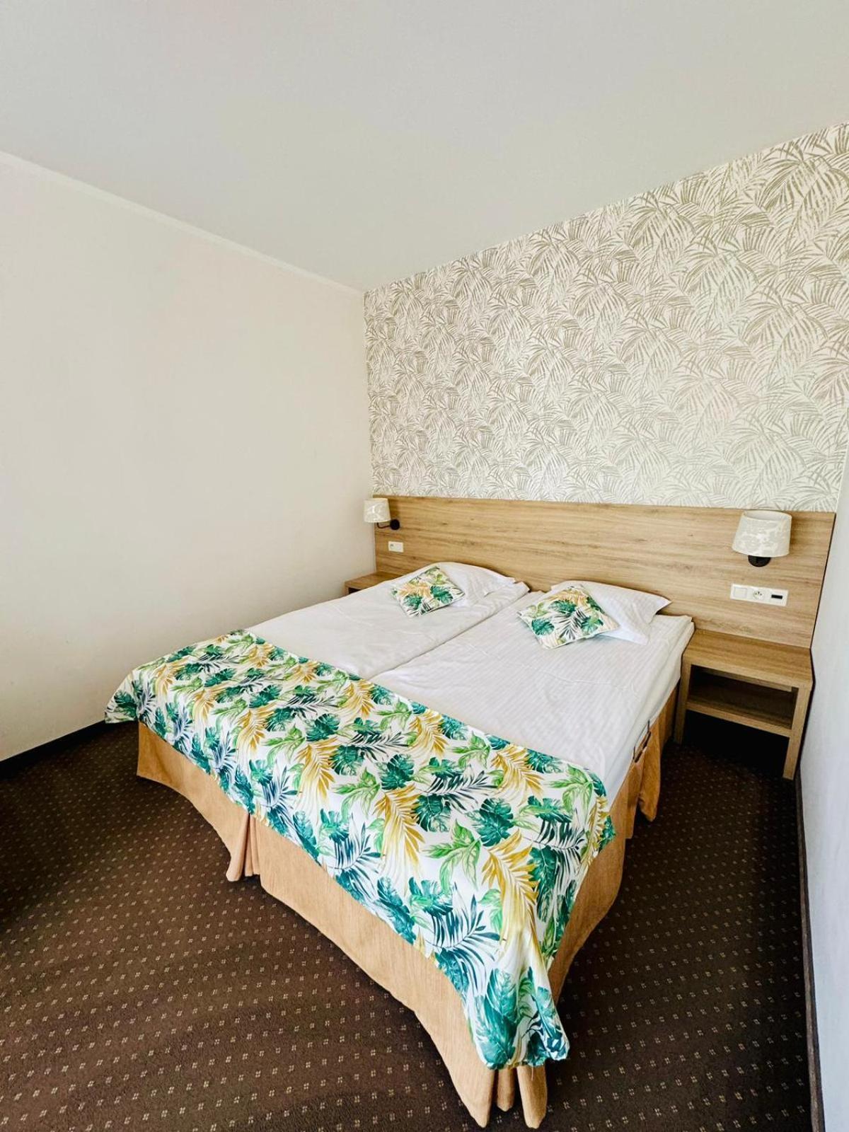 Azyl Bed & Breakfast Ustronie Morskie Exterior foto